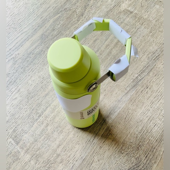 NWT🌼 Stanley Light Green IceFlow Aerolight Bottle 16oz. - Picture 5 of 8